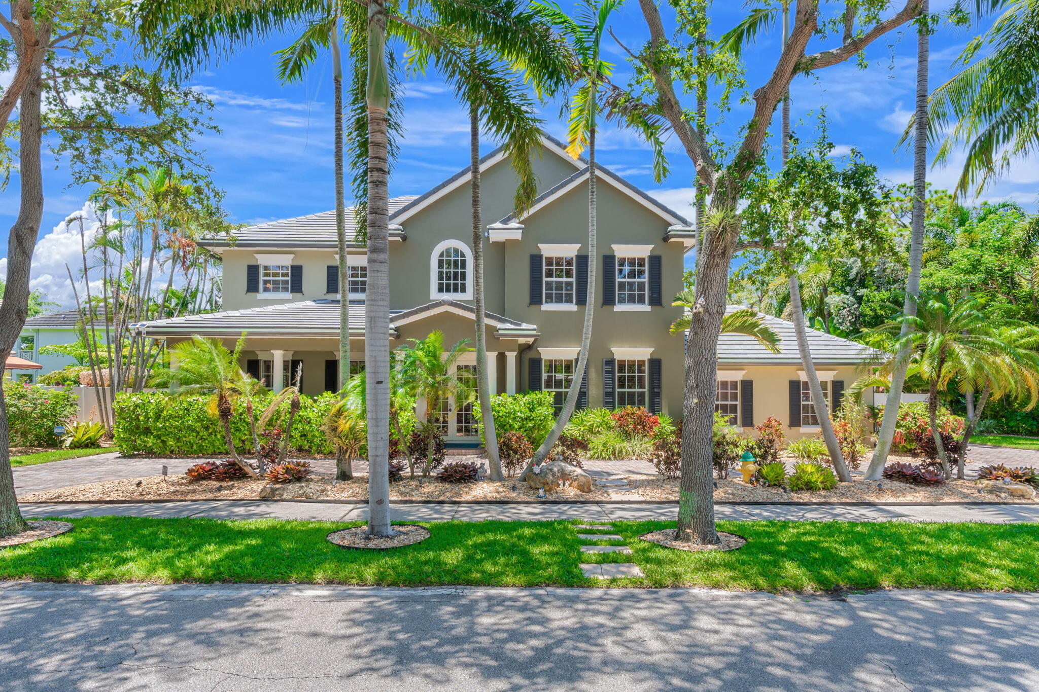 633 NE 20th Street, Wilton Manors, FL 33305, Wilton Manors