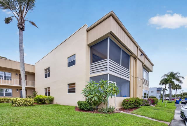 506 E Capri Road 506, Kings Point Capri, Delray Beach, FL