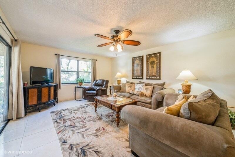 7485 SE Jamestown Terrace — photo 4
