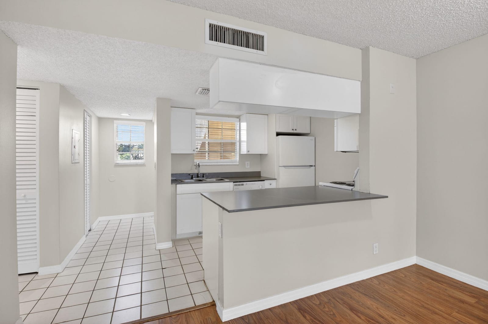 6339 La Costa Drive D — photo 4