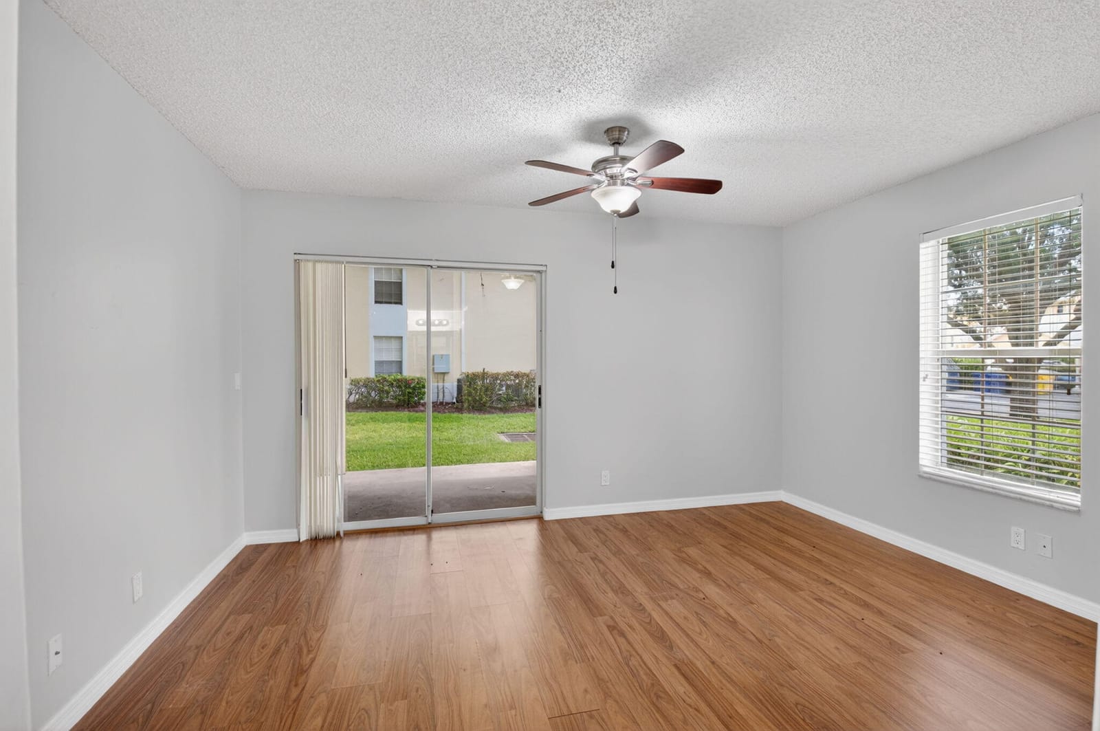 6339 La Costa Drive D — photo 10