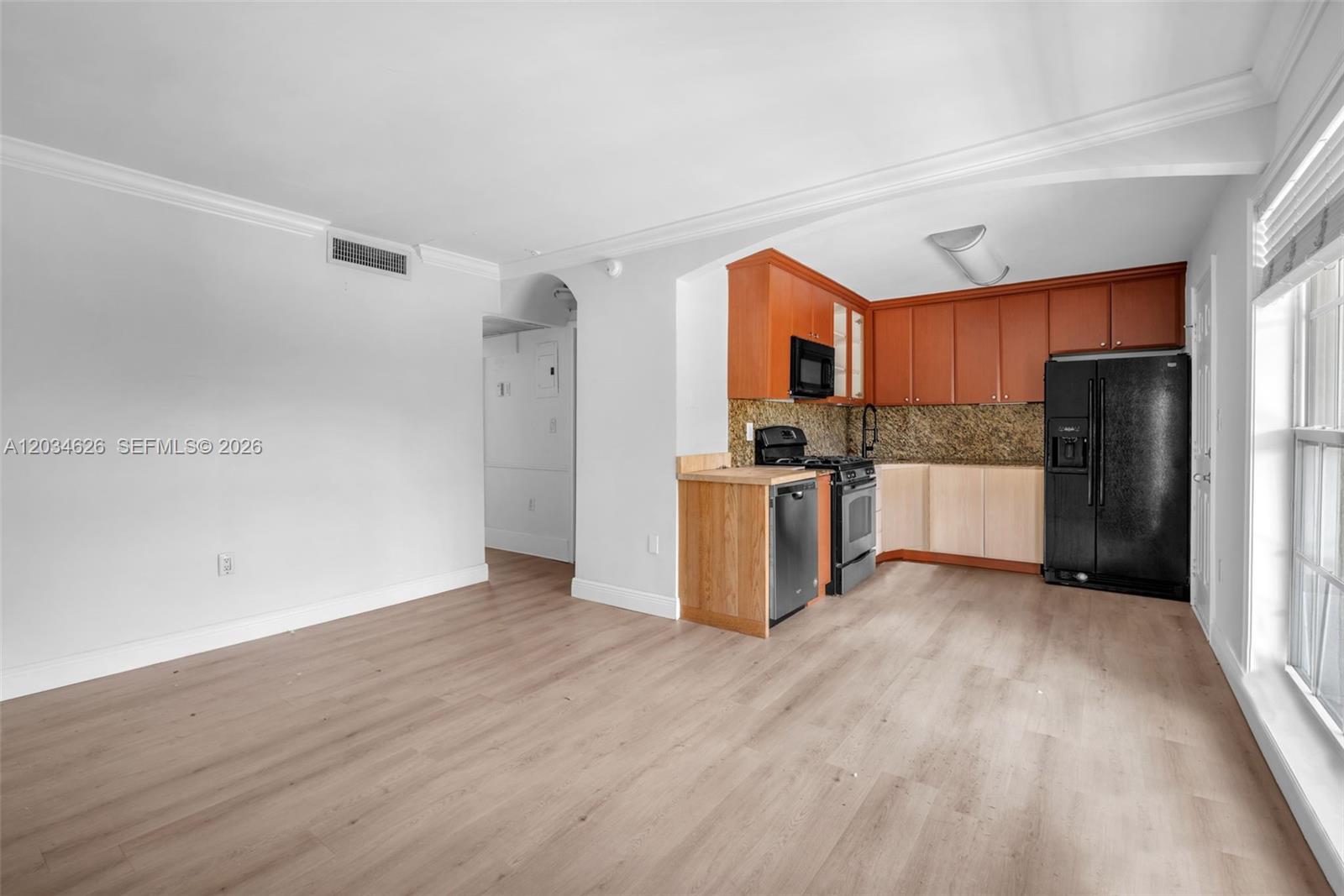 3245 Virginia Street 48, Miami, FL 33133, Miami