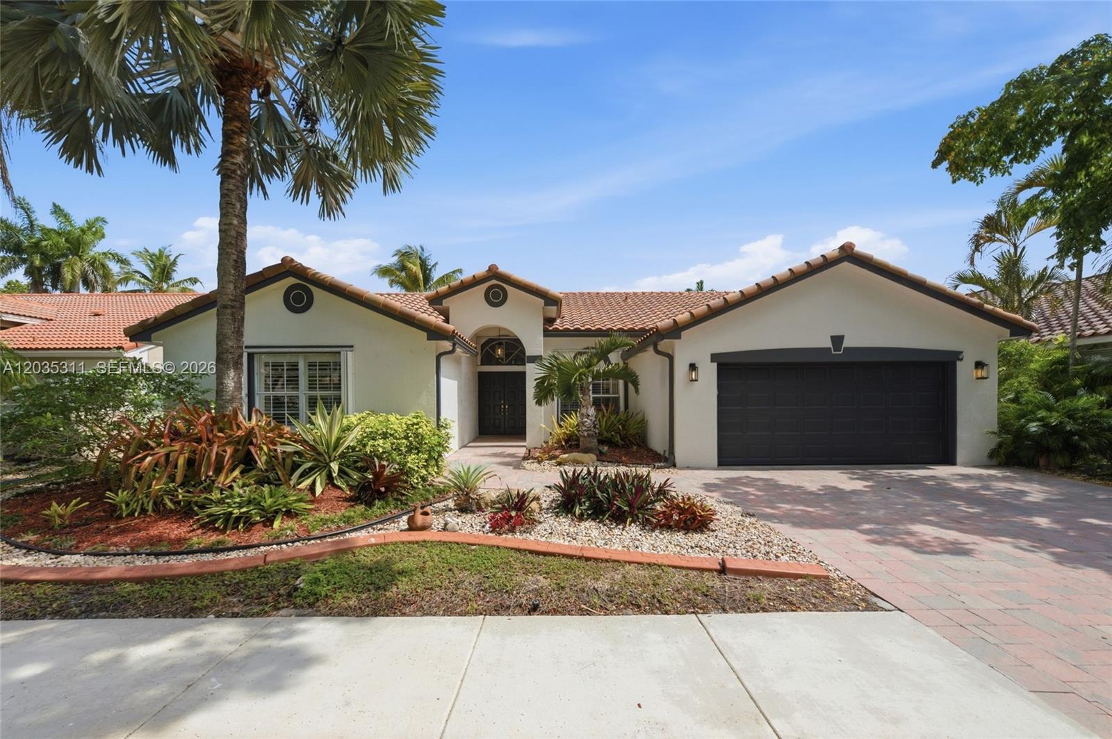 1975 Water Ridge Drive, Weston, FL 33326, Weston