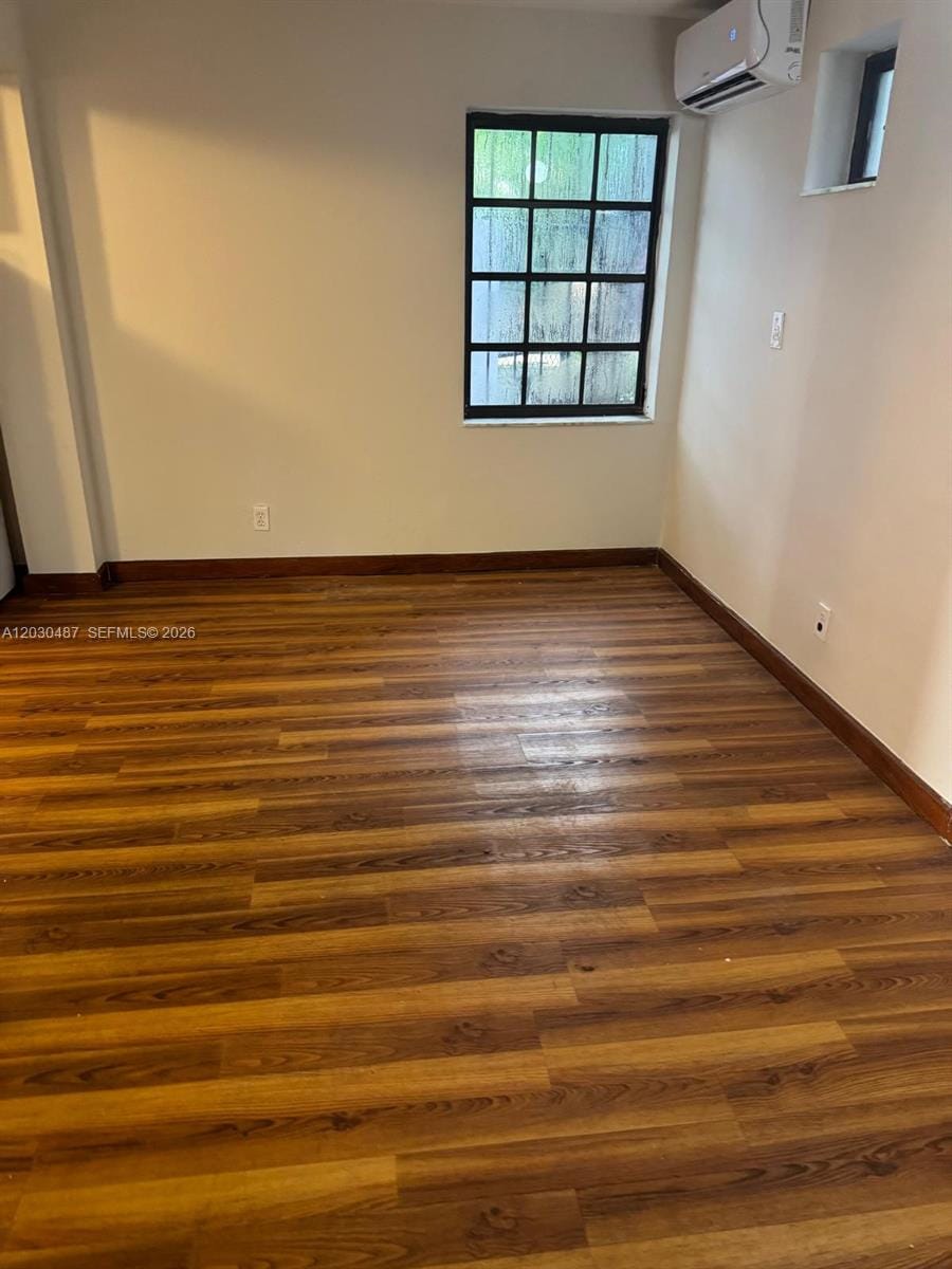 2107 Secoffee Street 3 — photo 9