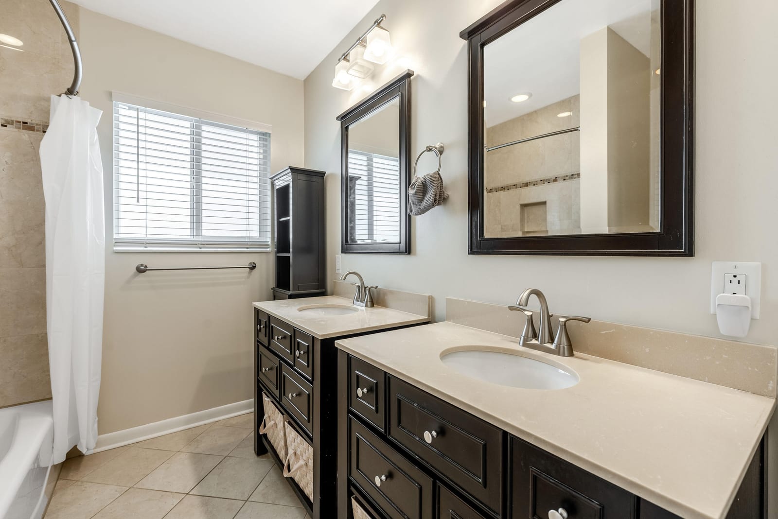 1777 NE 46th Street, Oakland Park, FL 33334 photo 19