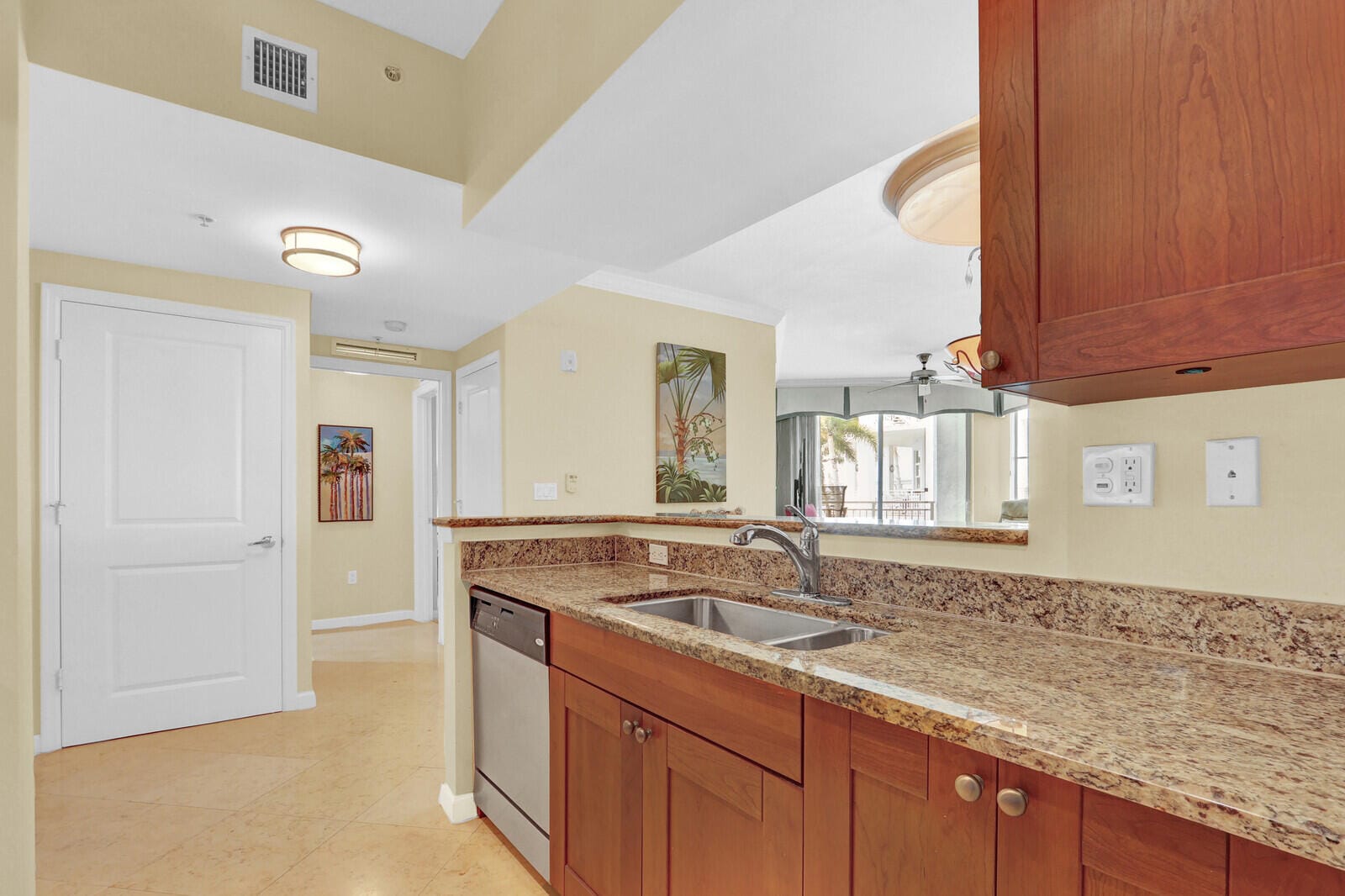 975 NW Flagler Avenue 206 — photo 10