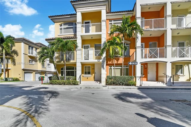 2707 NE 184th Terrace, Merco At Aventura, Aventura, FL