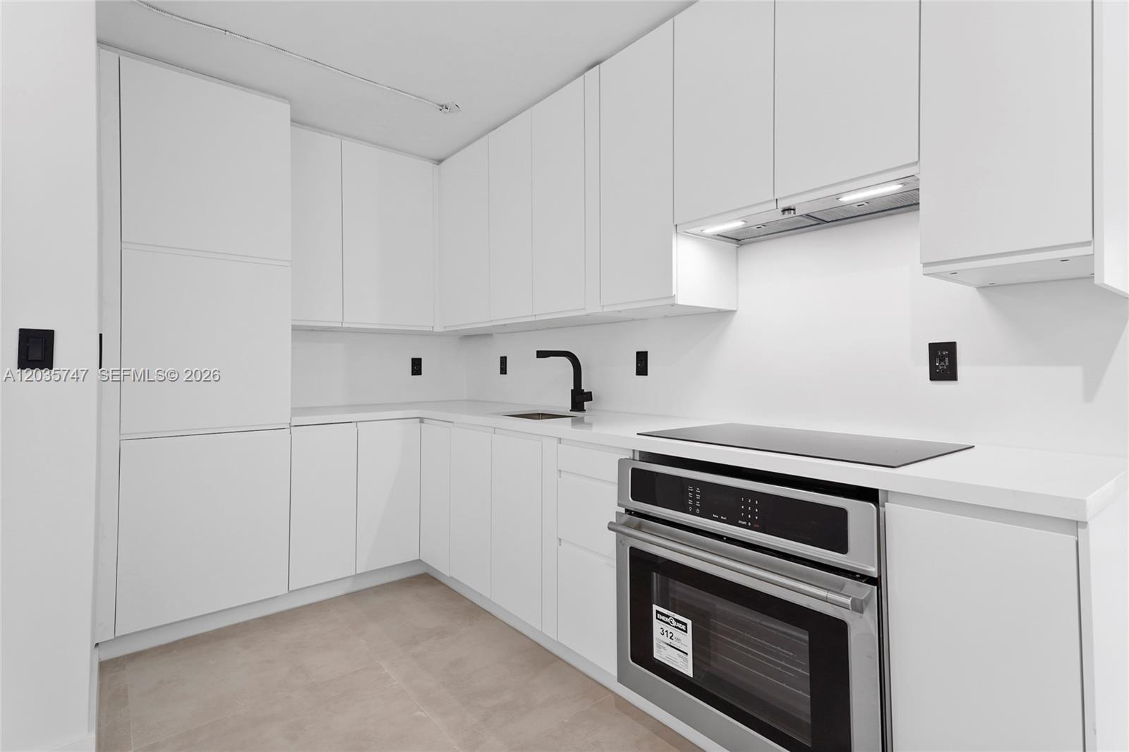 240 Collins Avenue 4A, Miami Beach, FL 33139, Miami Beach