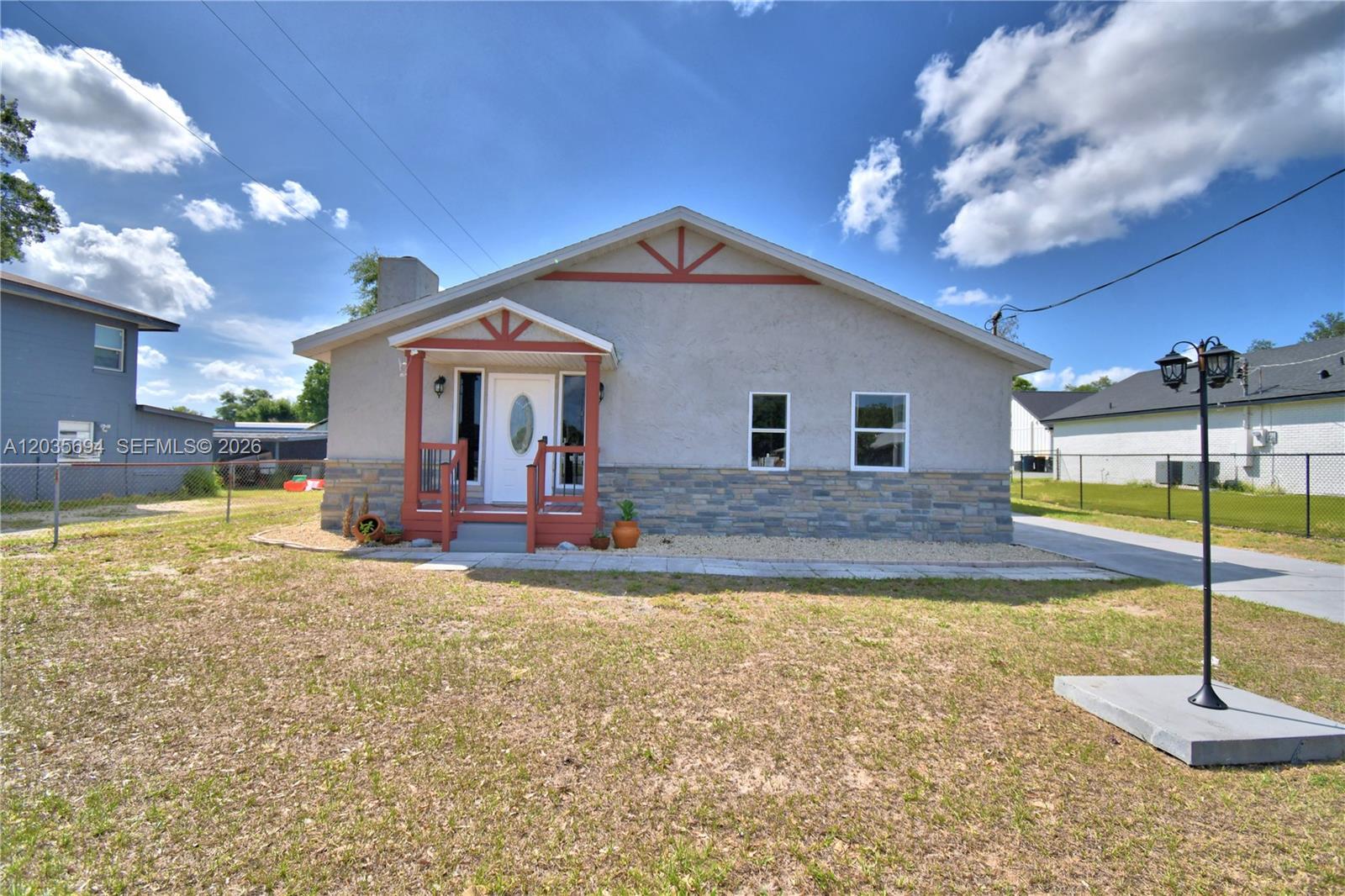 208 Center Street — photo 5