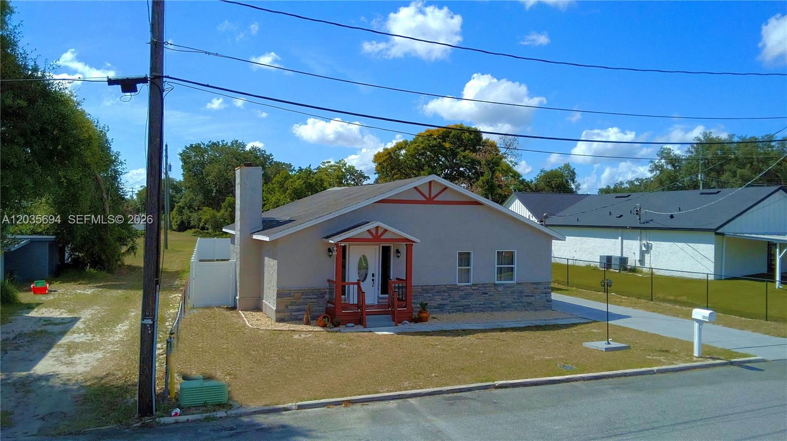 208 Center Street — photo 10