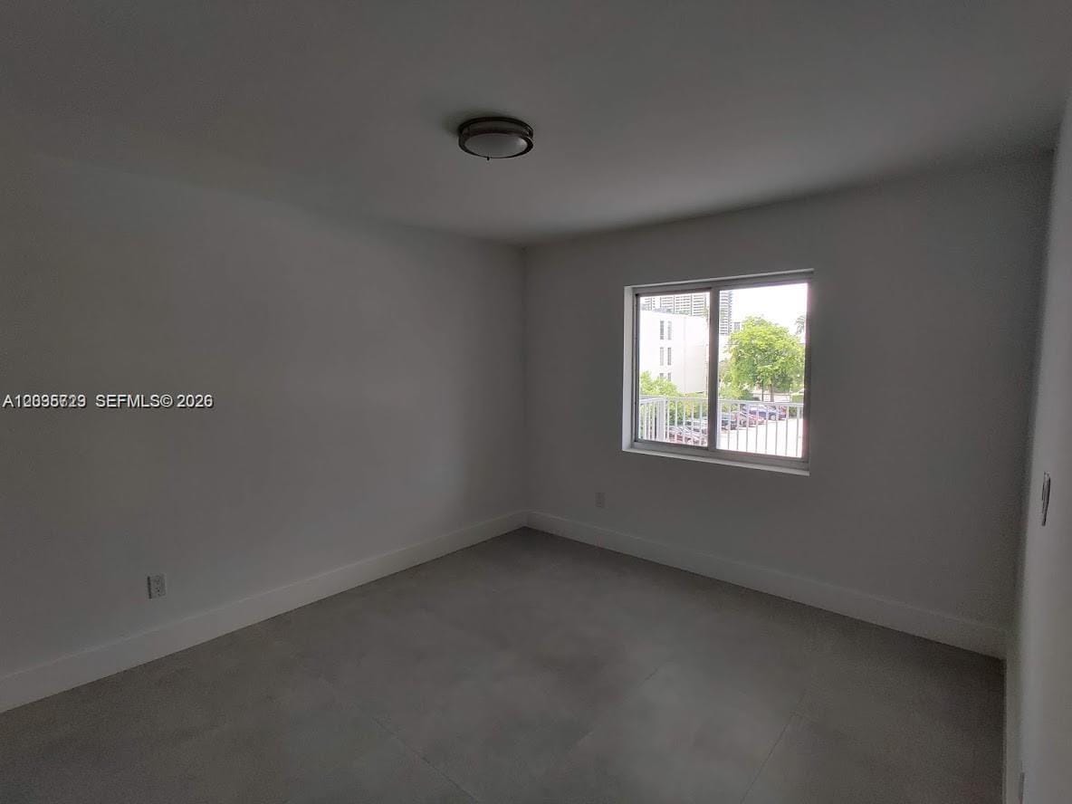 3755 NE 167th Street 25 — photo 4