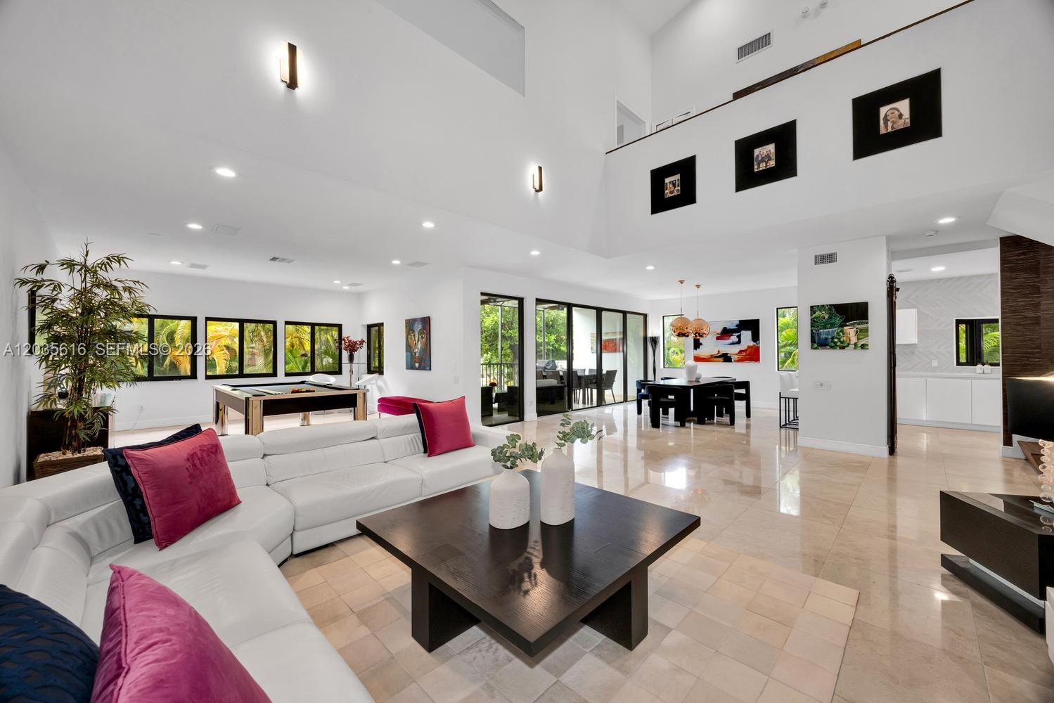 2000 S Bayshore Drive 65, Miami, FL 33133, Miami