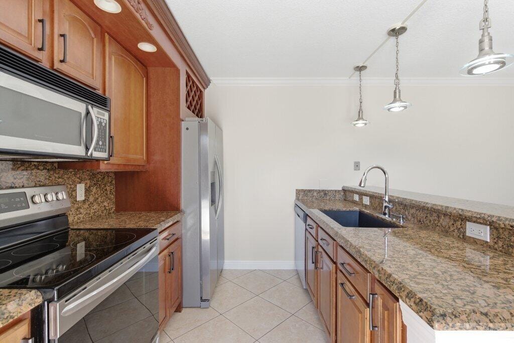 5701 57th Way, West Palm Beach, FL 33409 photo 22