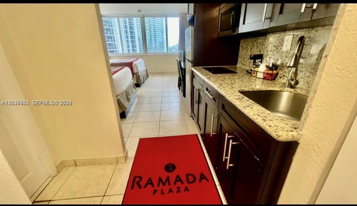 19201 Collins Avenue 942 — photo 12