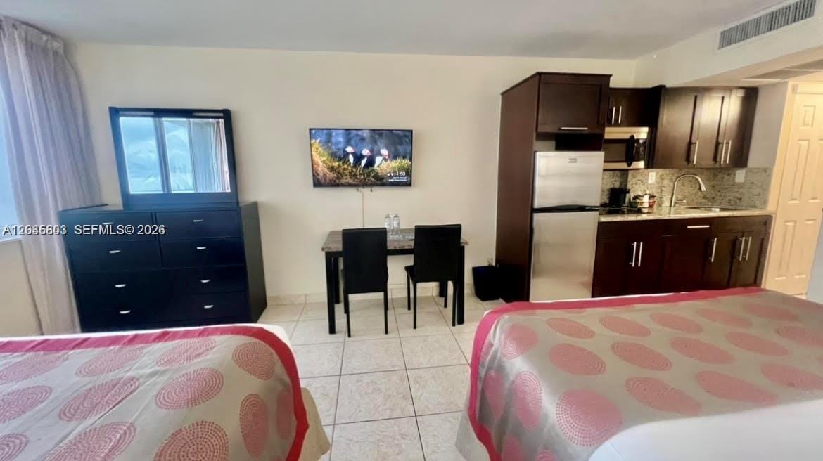 19201 Collins Avenue 942 — photo 7