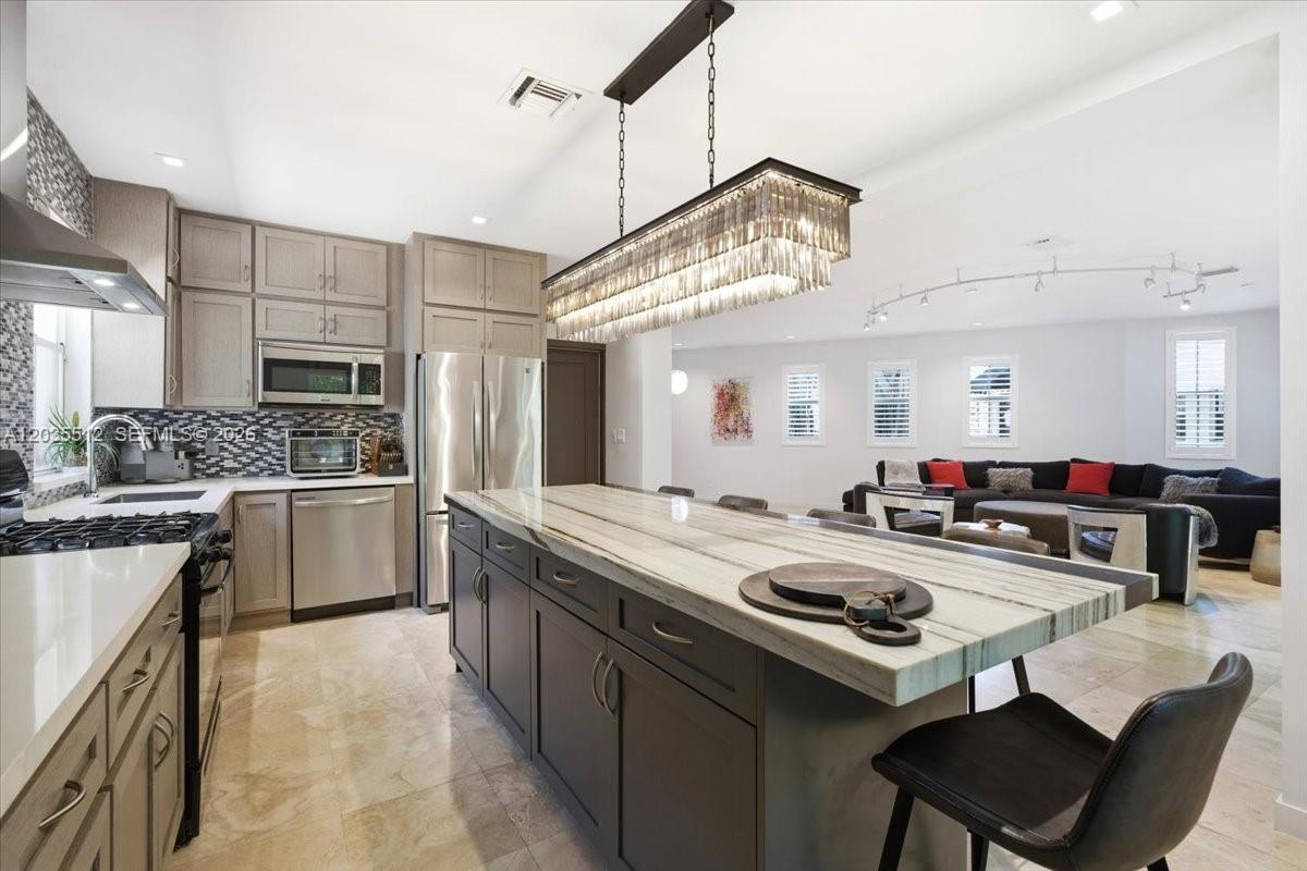 2917 Jackson Avenue, Miami, FL 33133, Miami