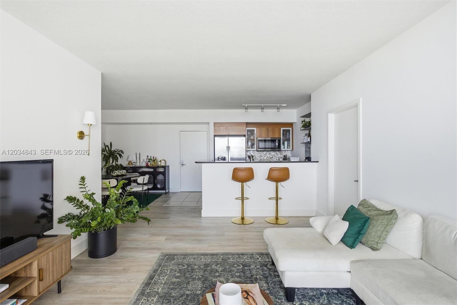 325 S Biscayne Boulevard 4022 — photo 12