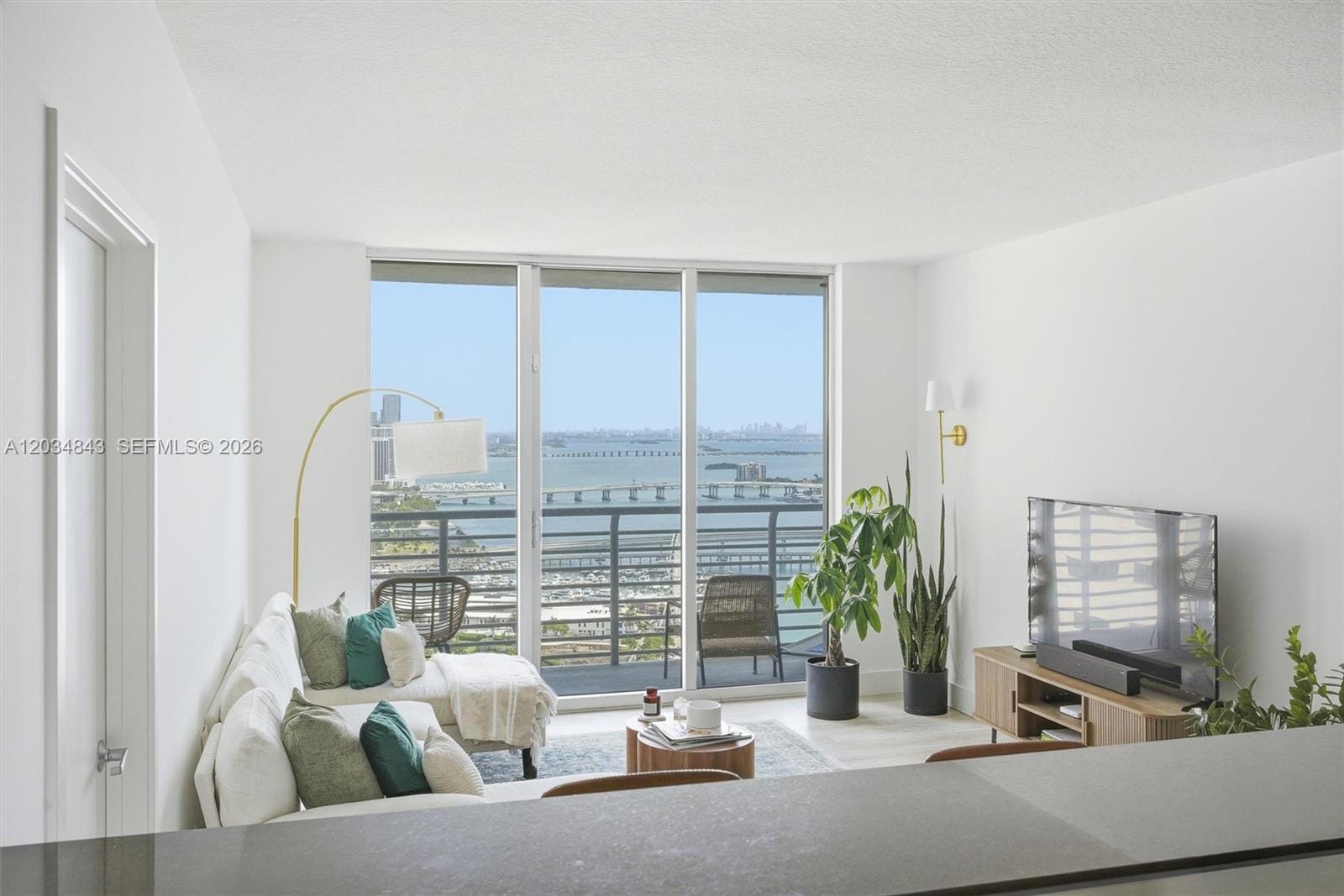 325 S Biscayne Boulevard 4022, Miami, FL 33131 photo 14