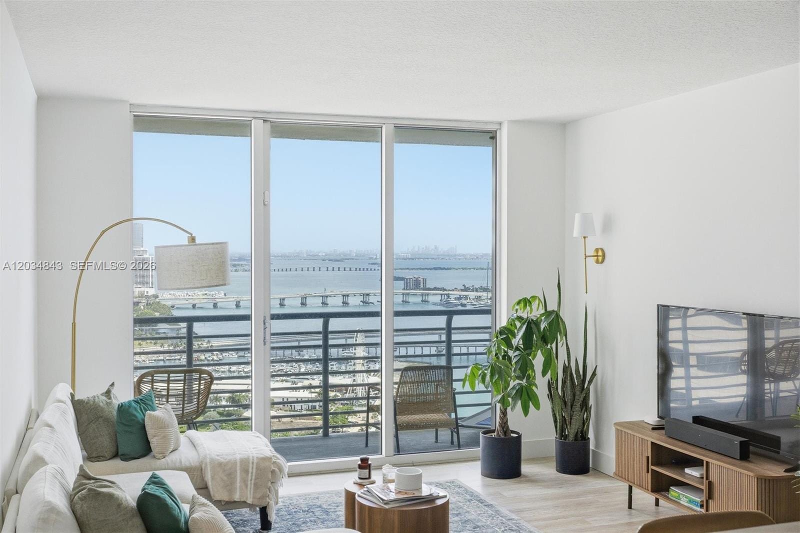 325 S Biscayne Boulevard 4022, Miami, FL 33131 photo 15