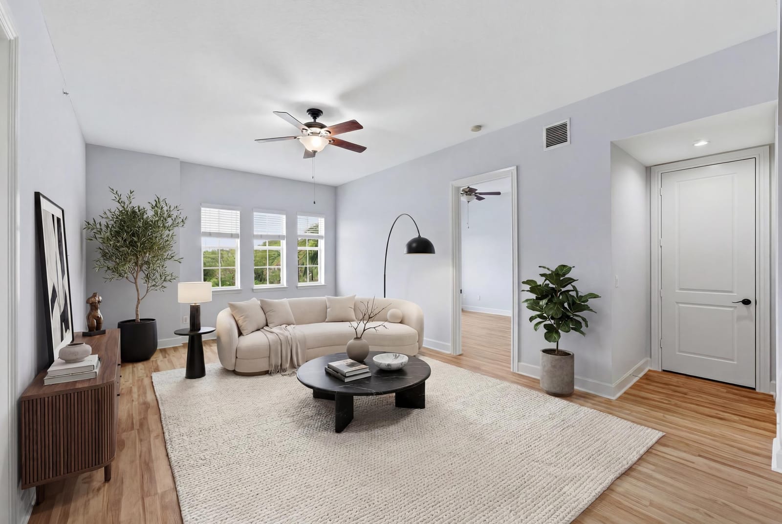 200 NE 2nd Avenue 316 — photo 2