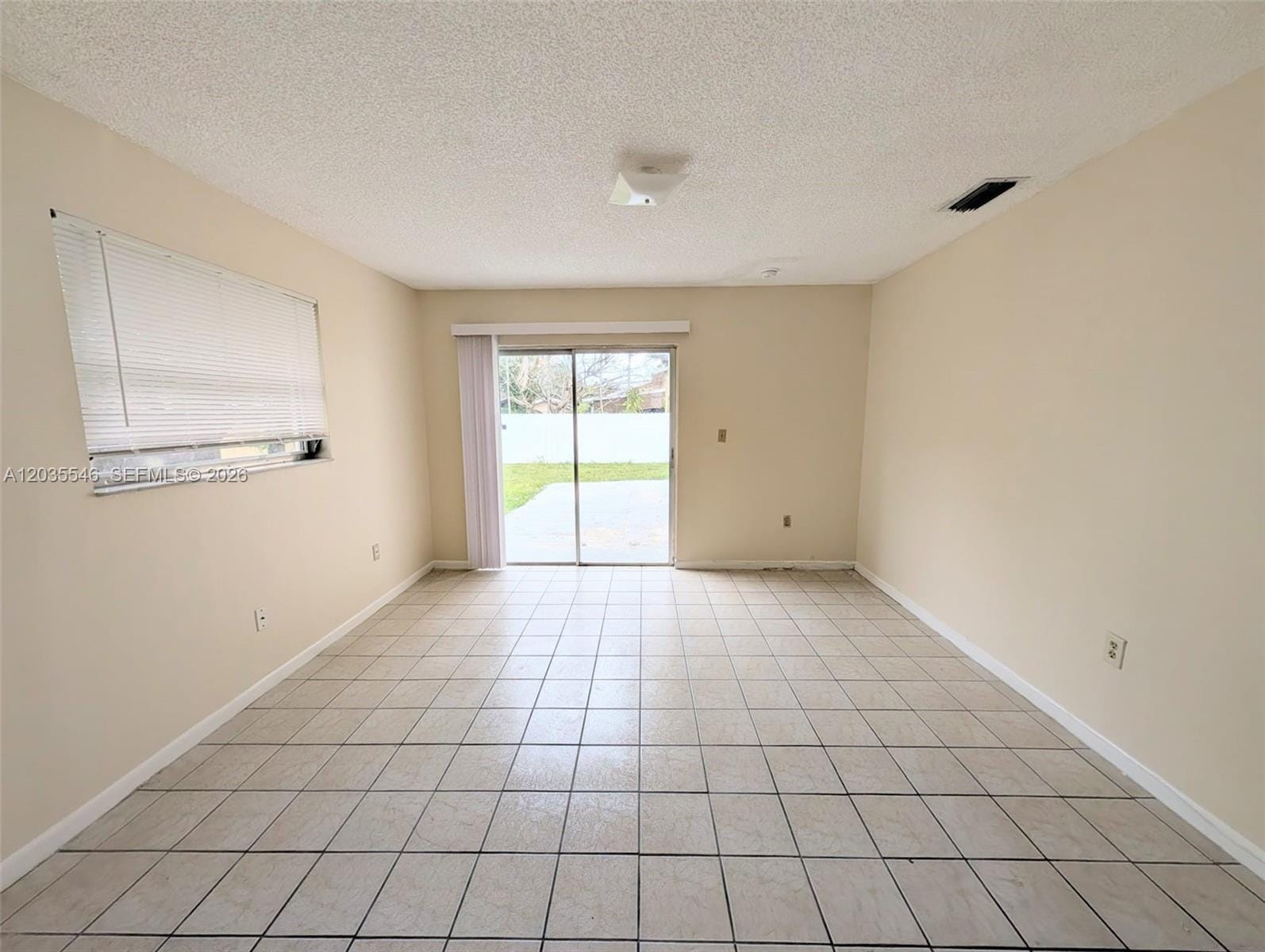 15945 SW 304th Street . — photo 5
