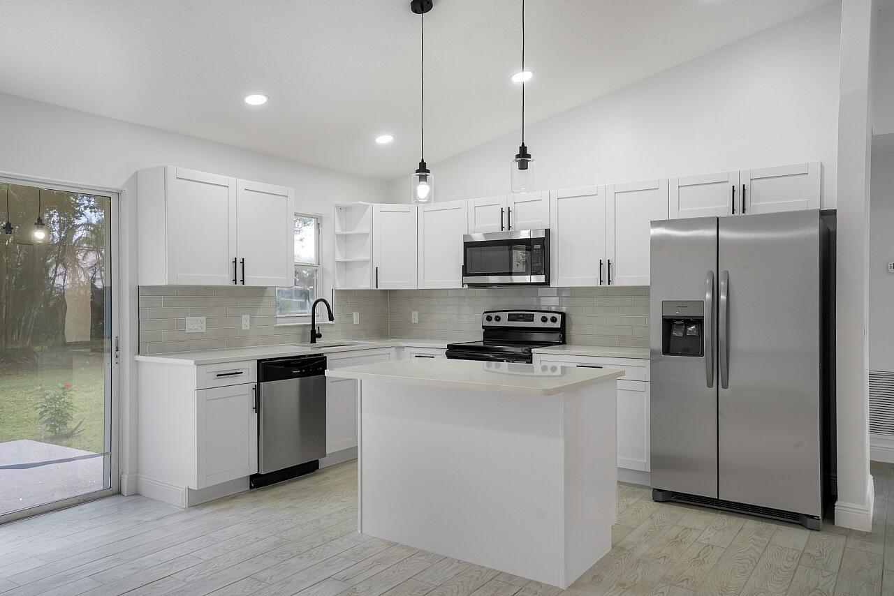 673 Cavern Terrace, Sebastian, FL 32958, Sebastian