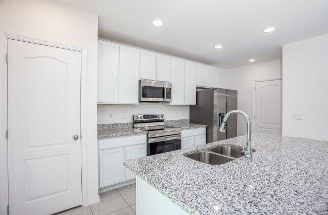 4462 SW Gainsboro Street — photo 3