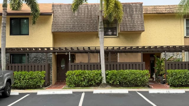 1114 NW 79th Drive, Plantation, FL 33322