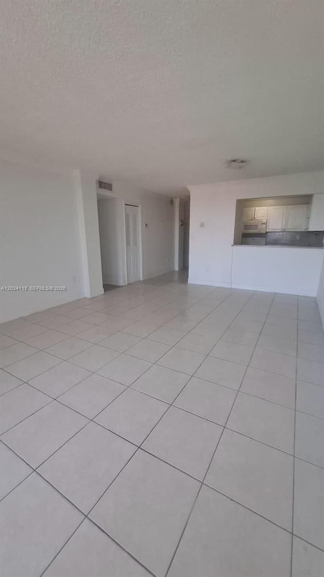 6940 Miami Gardens Drive 1-522, Hialeah, FL 33015