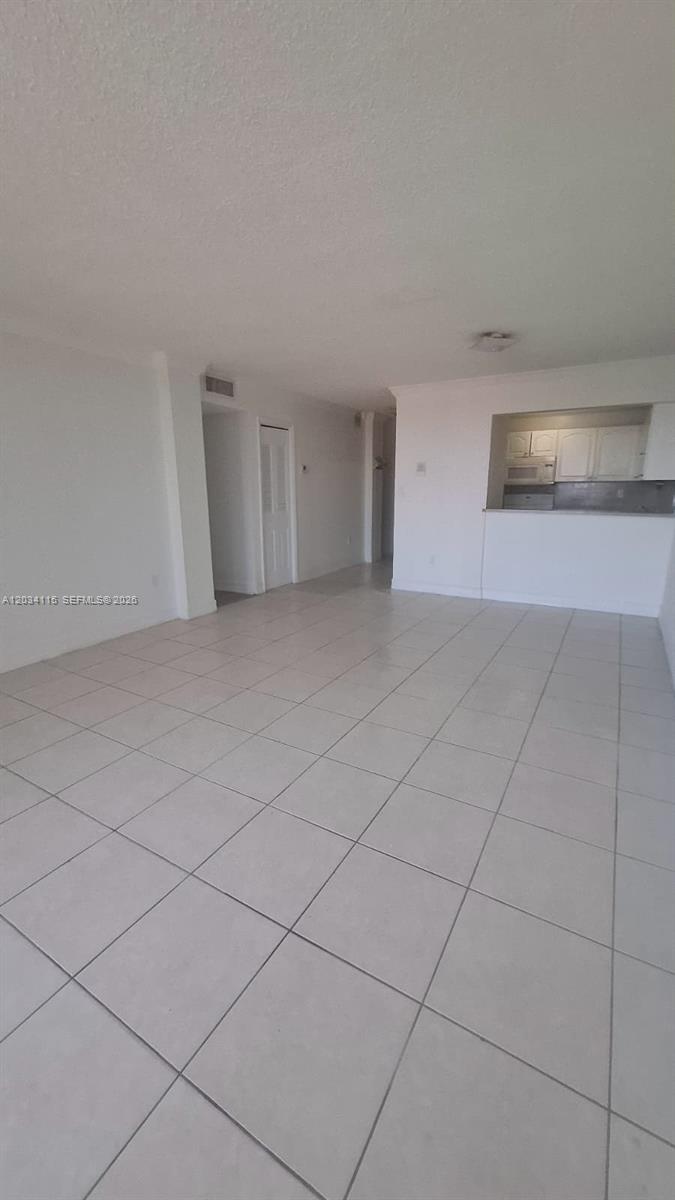 6940 Miami Gardens Drive 1522, Hialeah, FL 33015