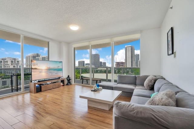 601 NE 23rd Street 1406, Miami, FL 33137