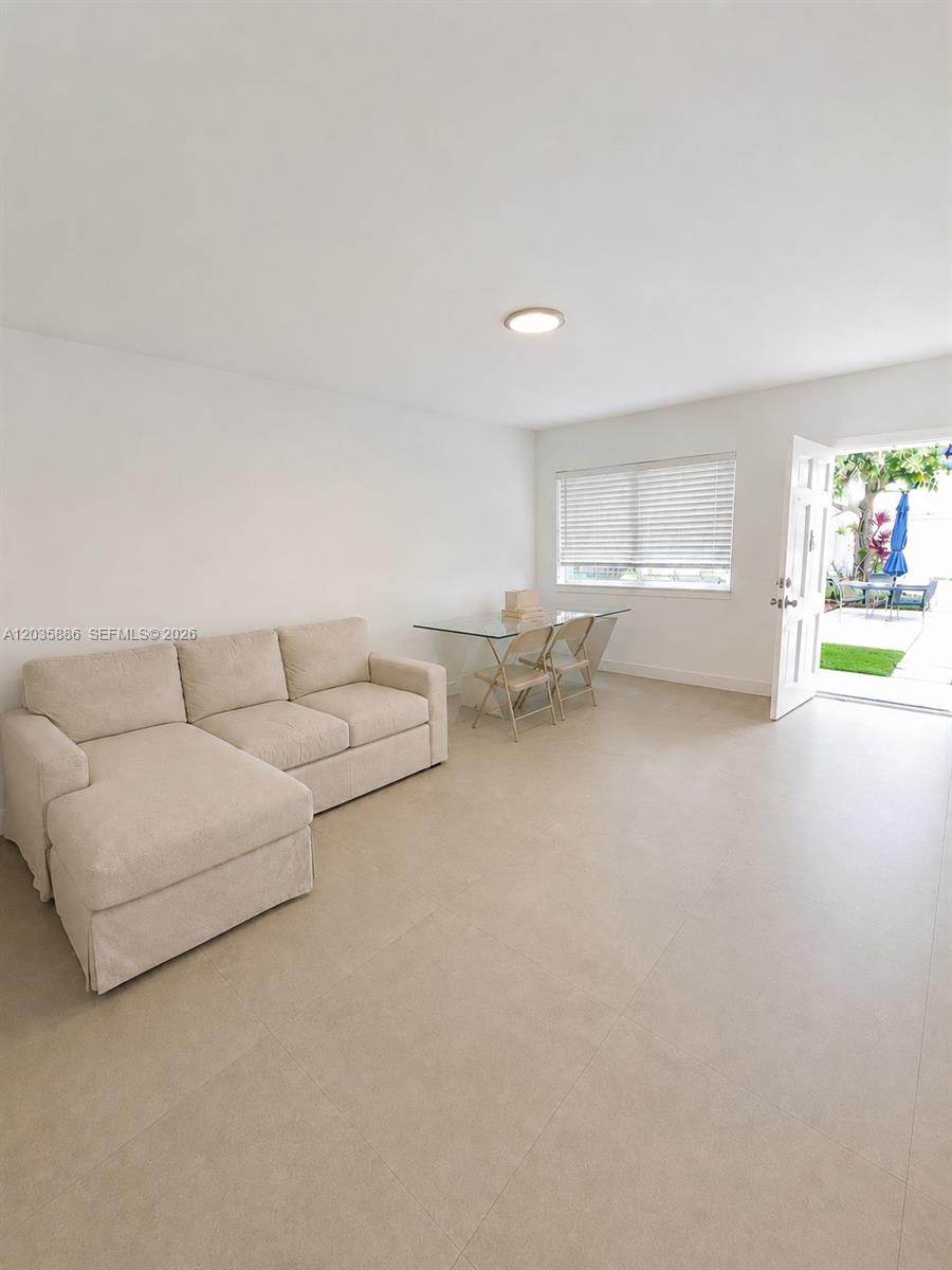 467 Golden Isles Drive 110, Hallandale Beach, FL 33009, Hallandale Beach