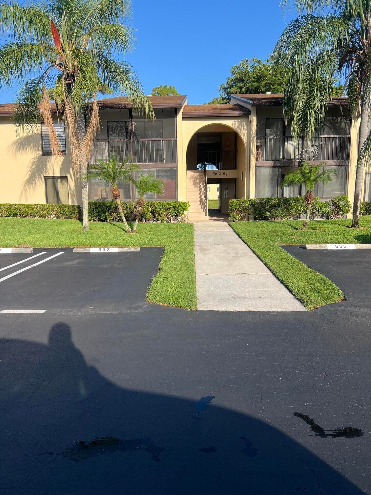 628 Sea Pine Way H1 — photo 6