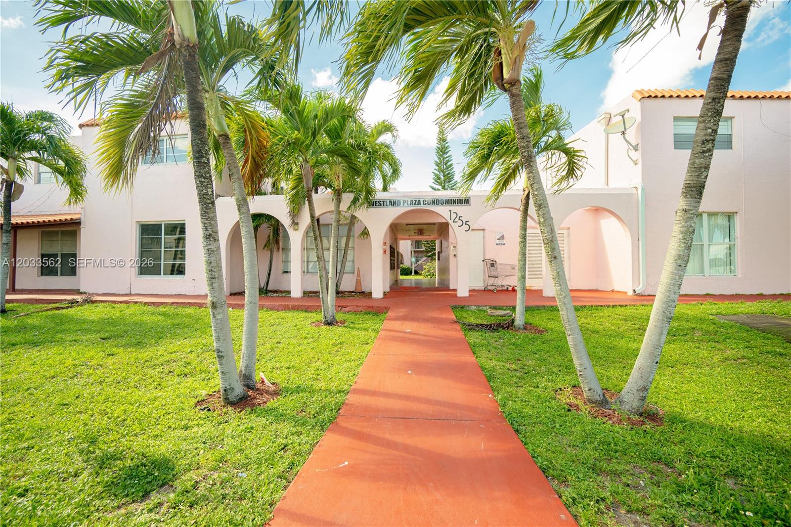 1255 W 53rd Street 306, Hialeah, FL 33012, Hialeah