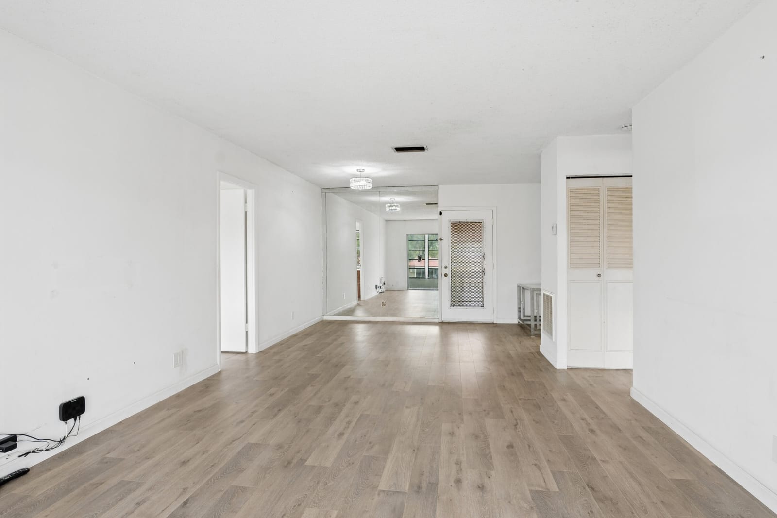 180 Lake Frances Drive, West Palm Beach, FL 33411 photo 3