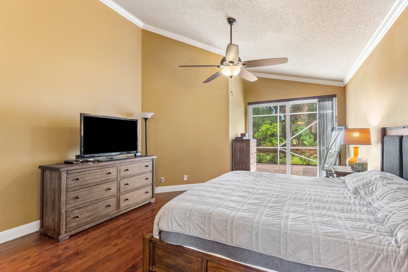 9101 Baybury Lane — photo 11