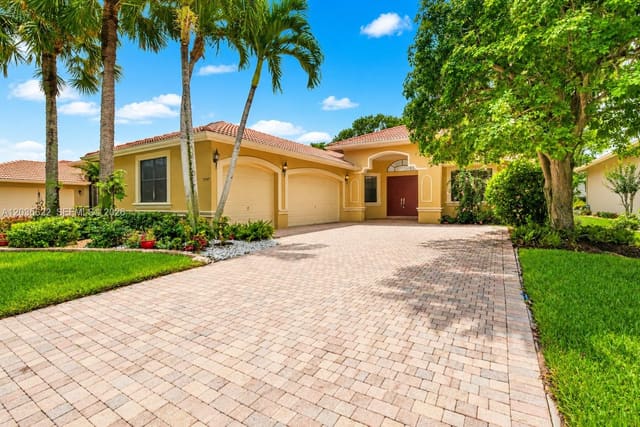 7747 Via Grande, Boynton Beach, FL 33437
