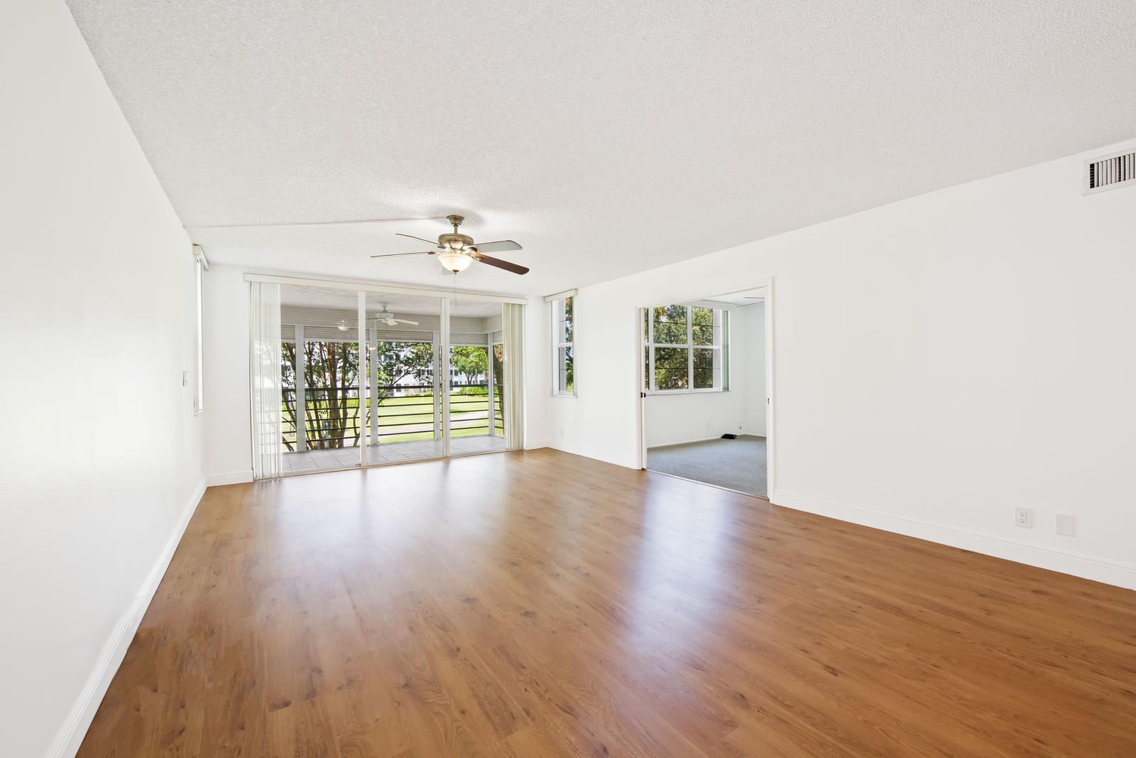 800 Cypress Grove Drive 211, Pompano Beach, FL 33069 photo 7