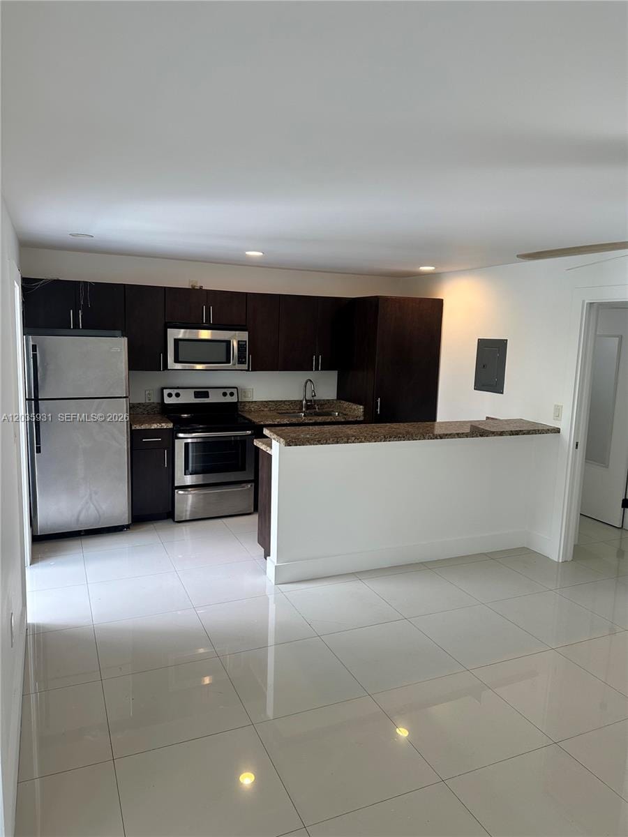 3071 SW 27th Avenue 25 — photo 2