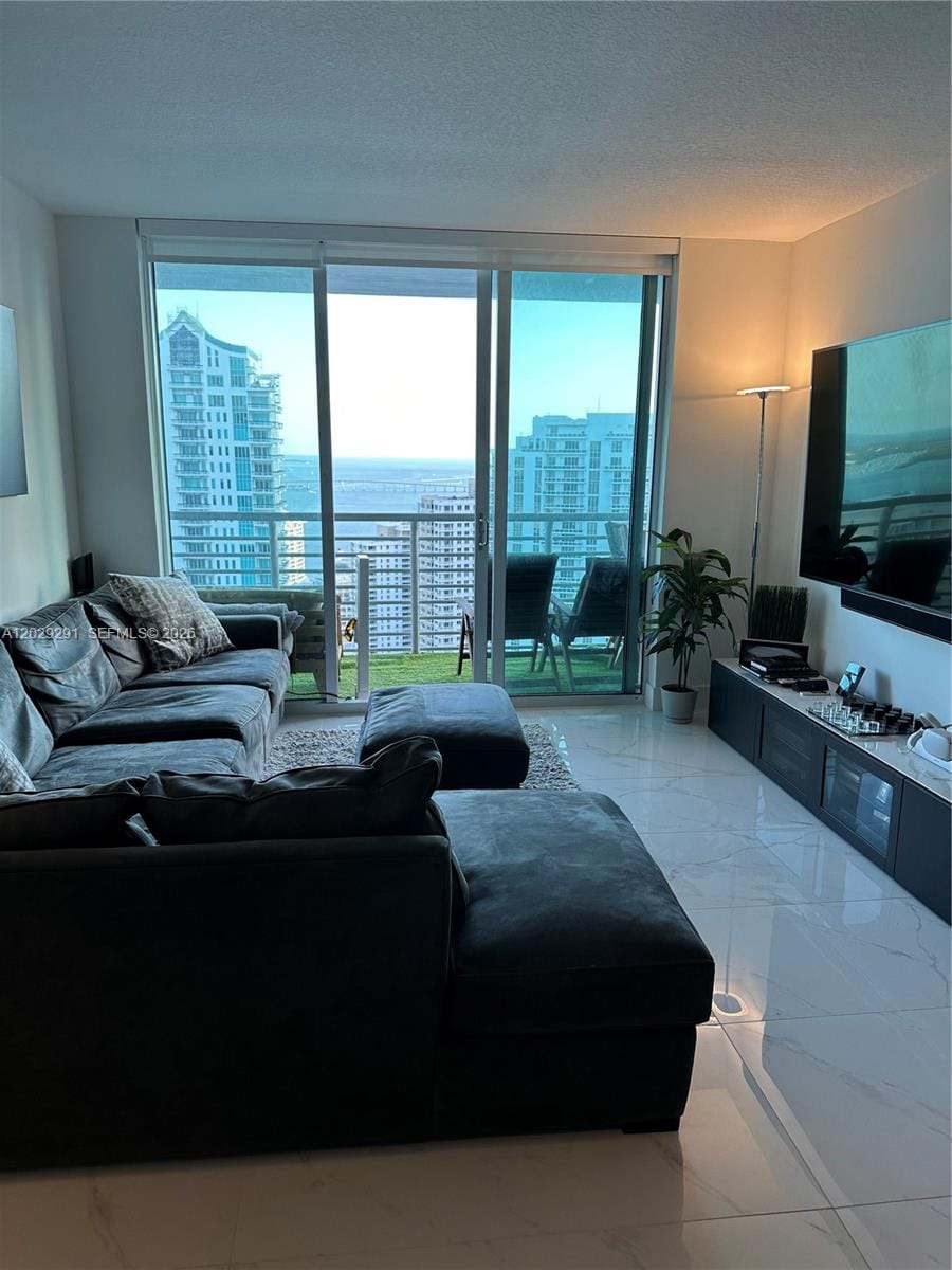 325 S Biscayne Boulevard 4119, Miami, FL 33131 photo 13