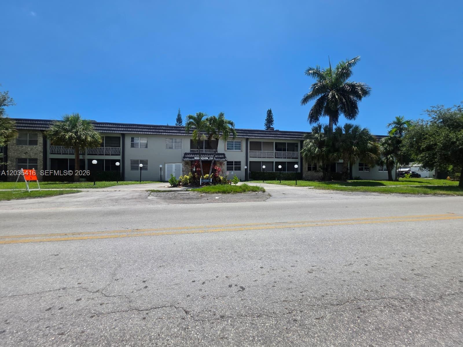 13101 Memorial Hwy 201 Hwy 201 201, North Miami, FL 33161, North Miami