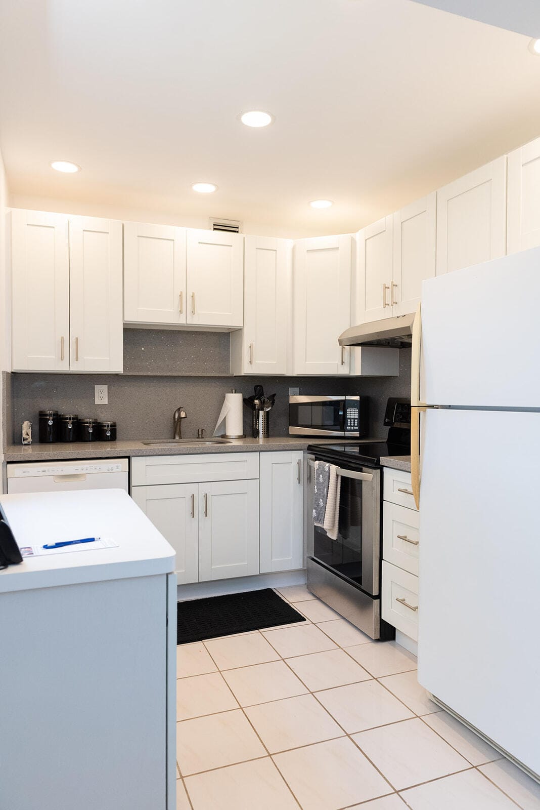 416 Capri I, Delray Beach, FL 33484 photo 4