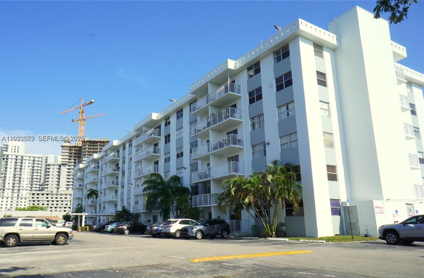 16465 NE 22nd Avenue 206, North Miami Beach, FL 33160, North Miami Beach