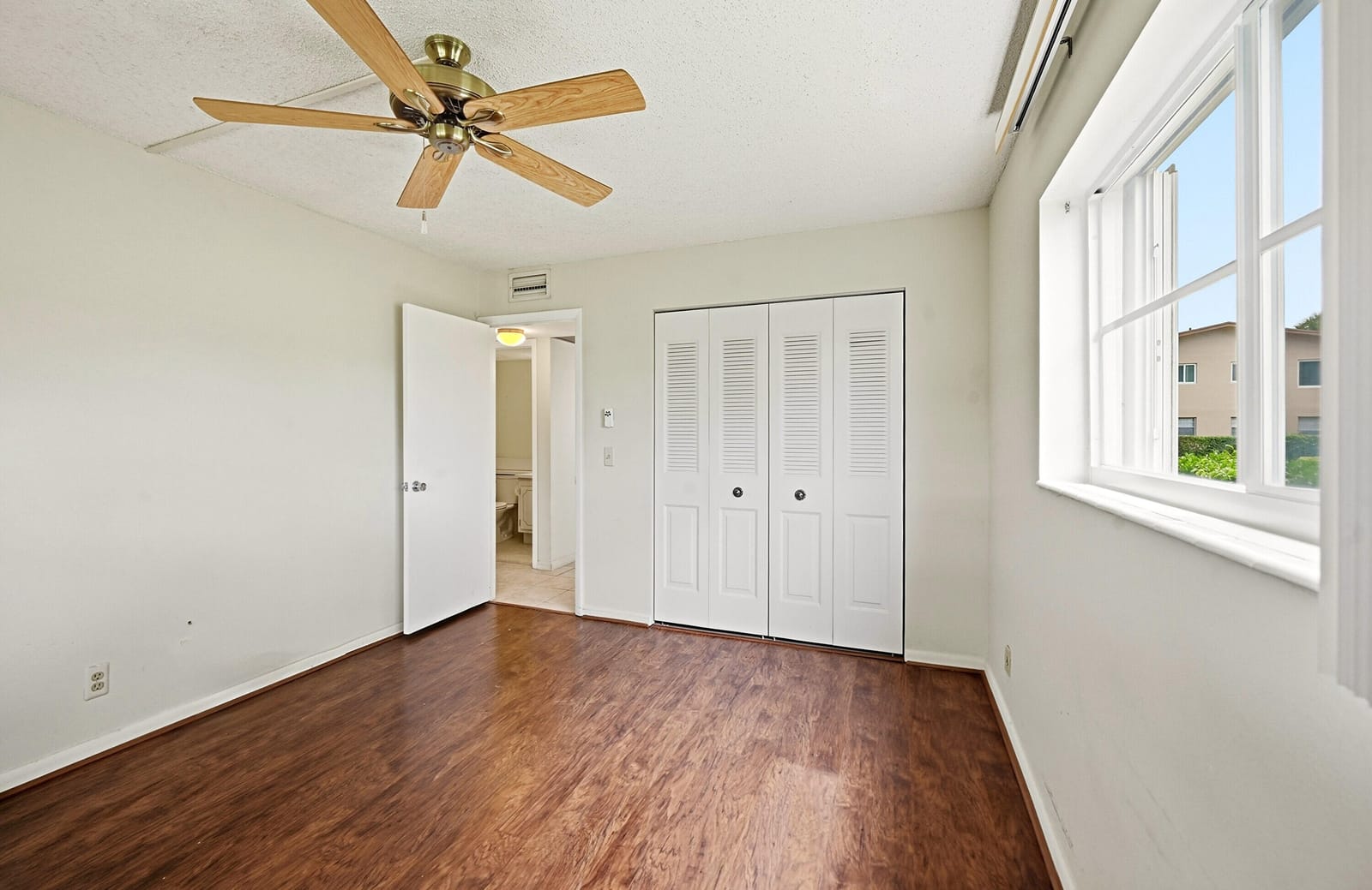 132 Cambridge F, West Palm Beach, FL 33417 photo 14