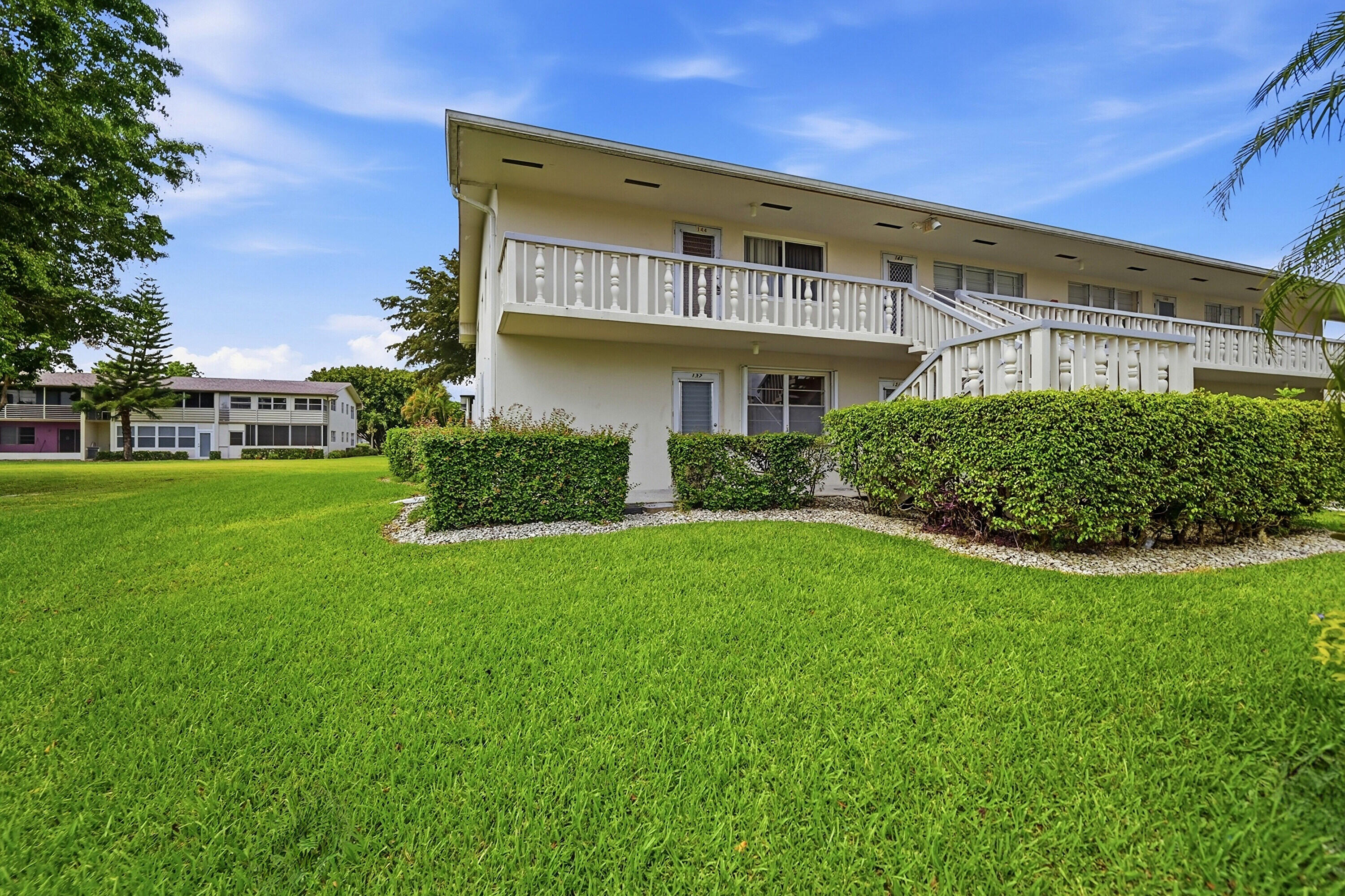 132 Cambridge F, West Palm Beach, FL 33417, West Palm Beach