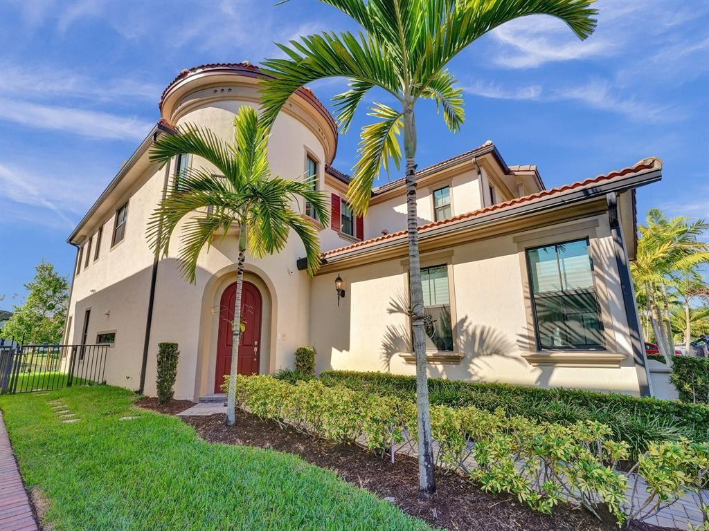 9345 Carrington Avenue, Parkland, FL 33076, Parkland