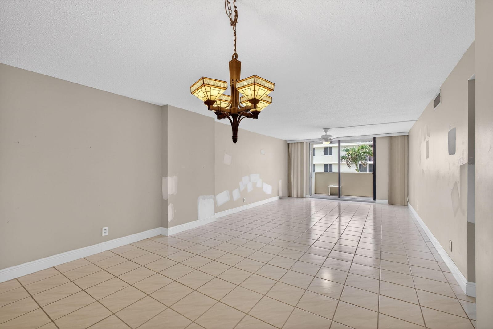 145 S Ocean Avenue 219, Palm Beach Shores, FL 33404 photo 4