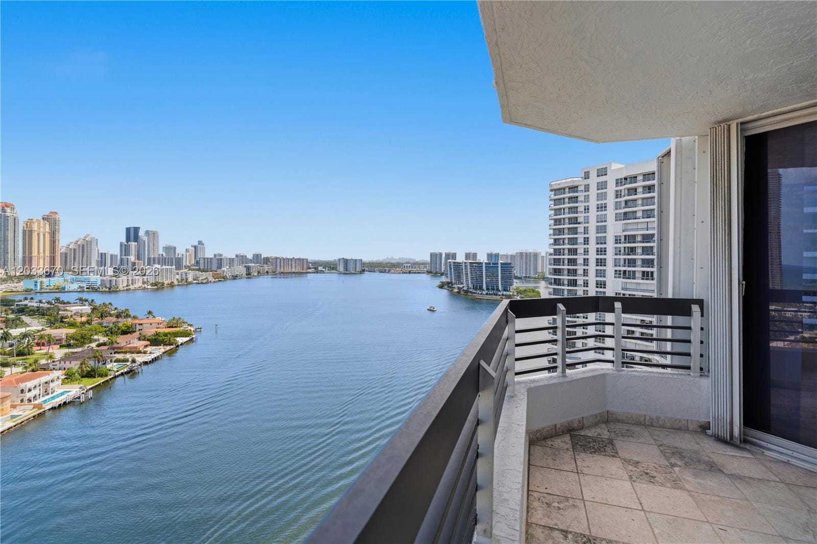 19195 NE 36th Court 2410, Aventura, FL 33180 photo 2