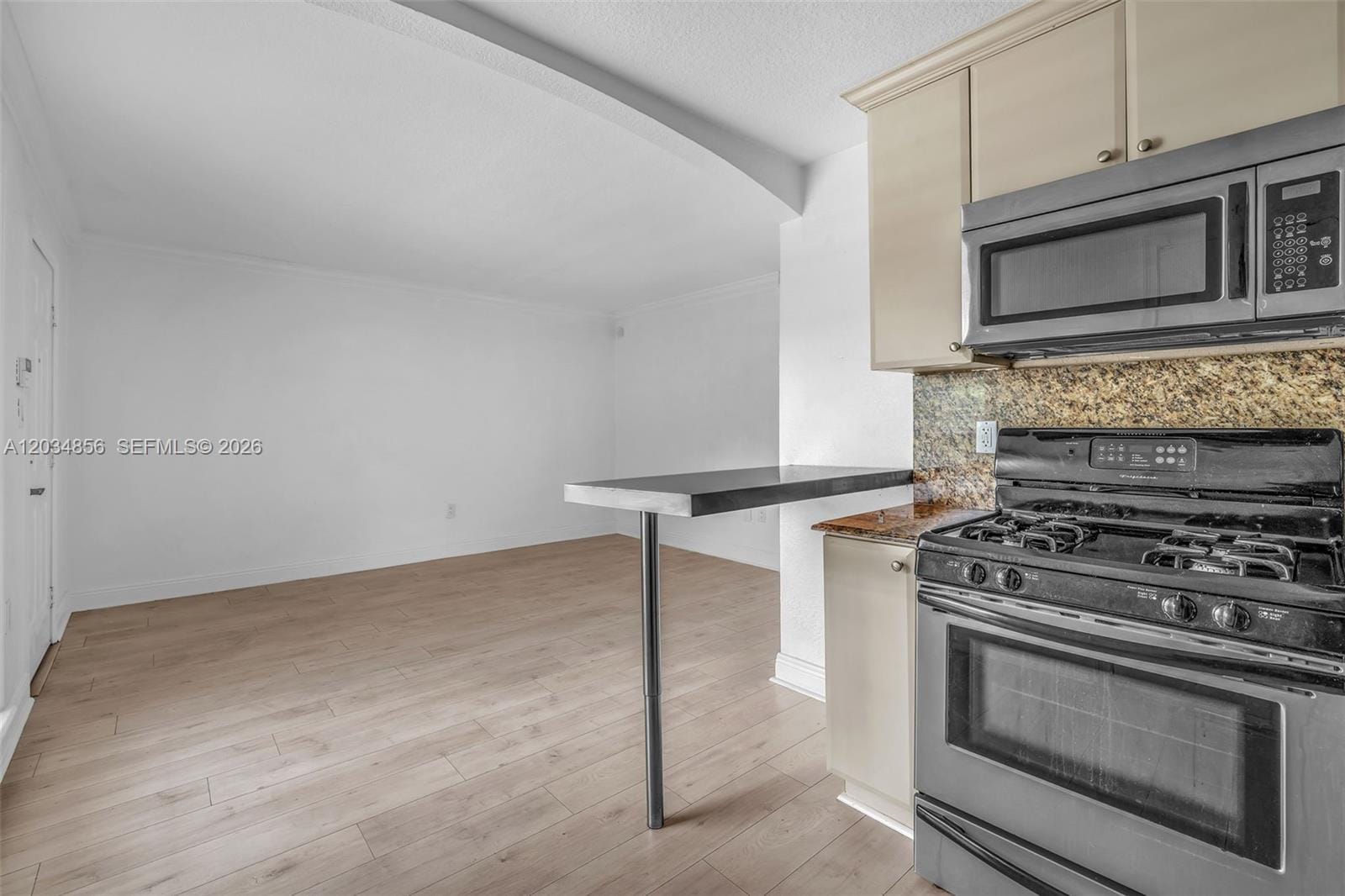 3245 Virginia Street 24 — photo 5