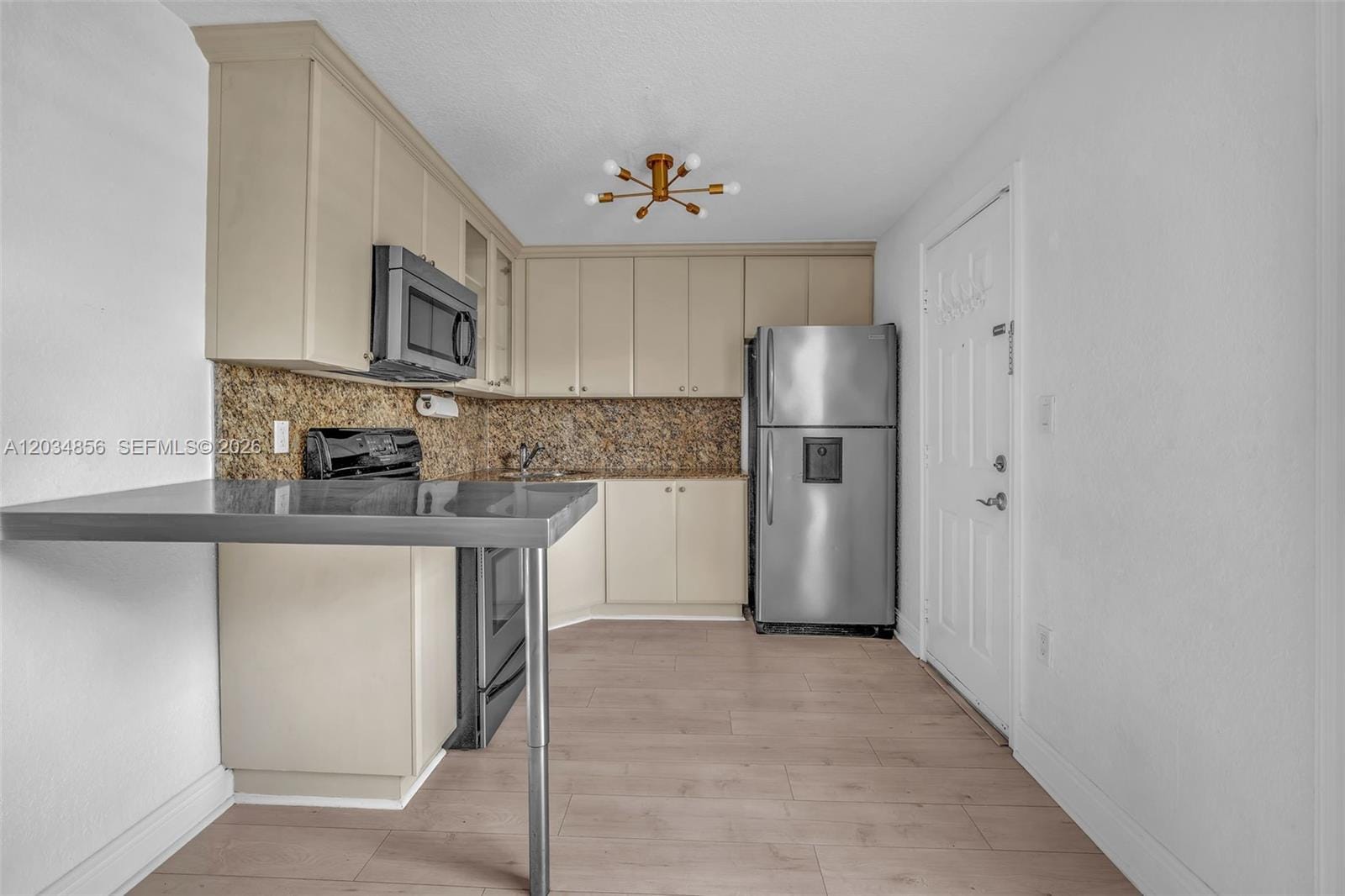 3245 Virginia Street 24 — photo 6